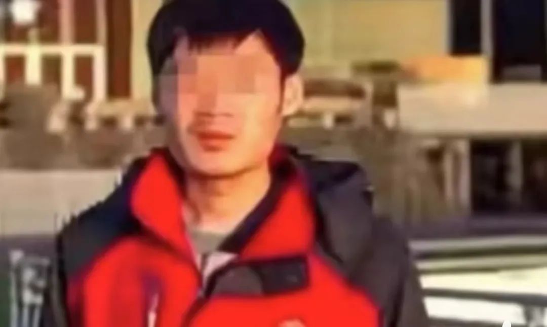 “211碩士兩周被騙138萬”上熱搜！年輕人比老人更好騙？