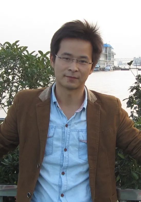 這篇Nature僅2名作者！他們合作破解170年化學難題！